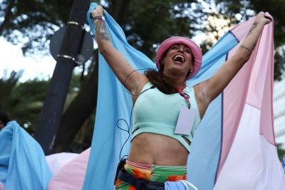 notícia: Parada LGBT+ encara tabu político na volta à Paulista após falar de Aids